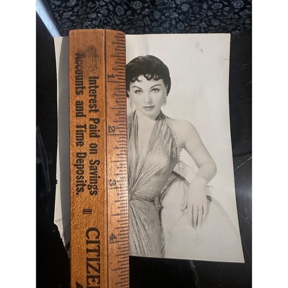 Vintage Jeanne Crain Photo European Actress Black & White 3.5x4.5" Glamour Portr - Picture 4 of 13